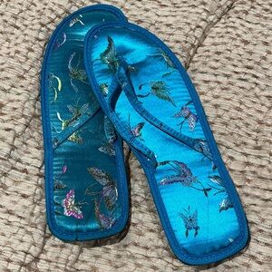 Elegant Blue Embroidered Women's Slippers